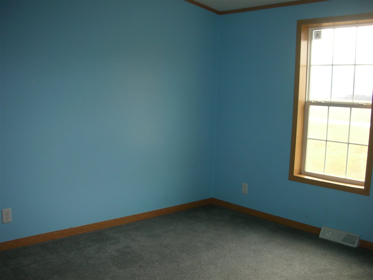 490 19th Road Bourbon, IN 46504 - Photo 11 of 15