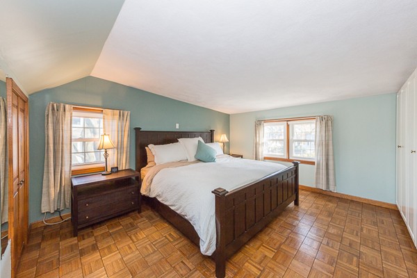 94 Robbins Road Arlington, MA 02476 - Photo 27 of 30 Gallery Image 27
