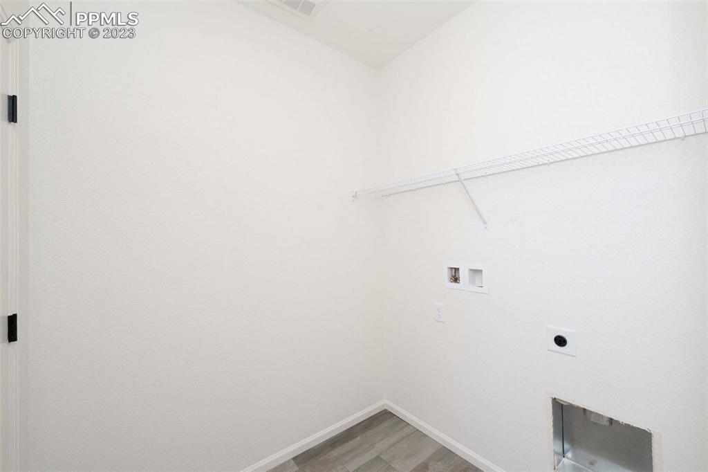 2045 Peachleaf Loop Castle Rock, CO 80108 - Photo 9 of 21 a view of a small space