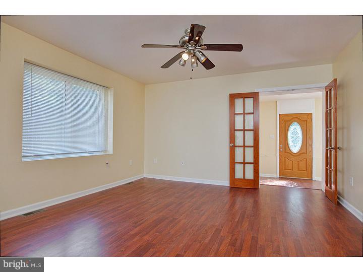 147 Cooper Folly Road Atco, NJ 08004 - Photo 6 of 17 Gallery Image 6