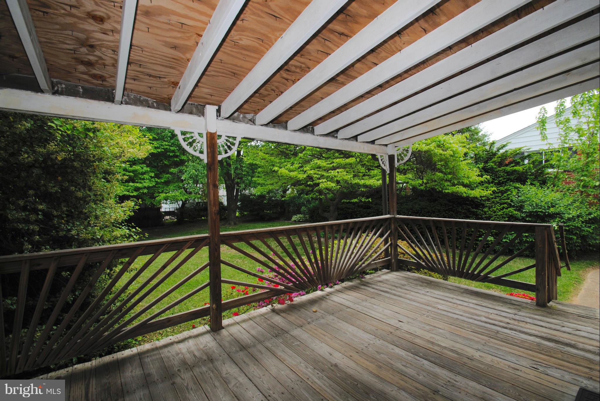 215 Arundel Road Pasadena, MD 21122 - Photo 14 of 19 Covered Deck