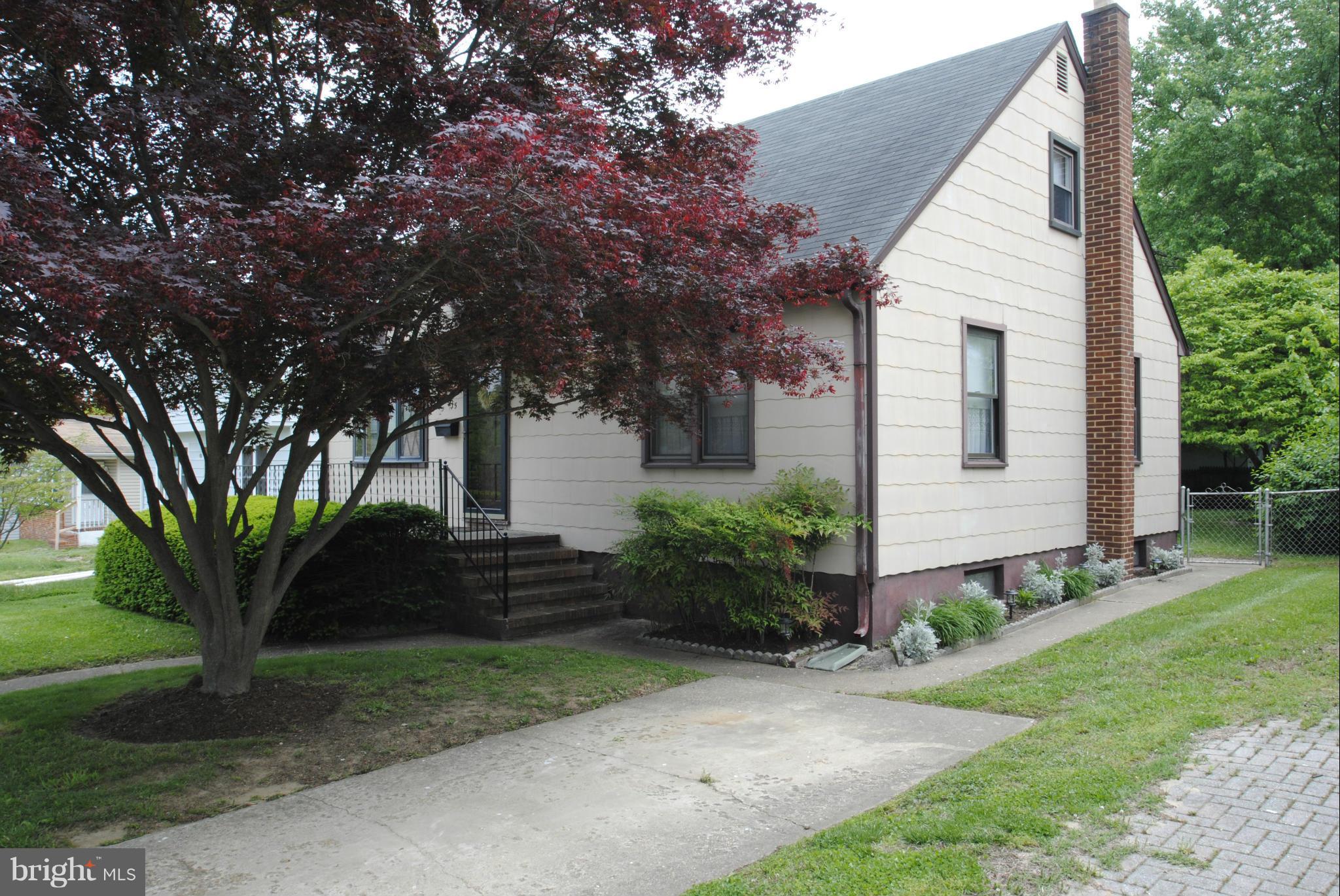 215 Arundel Road Pasadena, MD 21122 - Photo 17 of 19 Parking