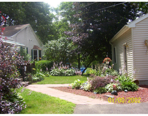 301 Old West Warren Road Warren, MA 01092 - Photo 2 of 12 Gallery Image 2