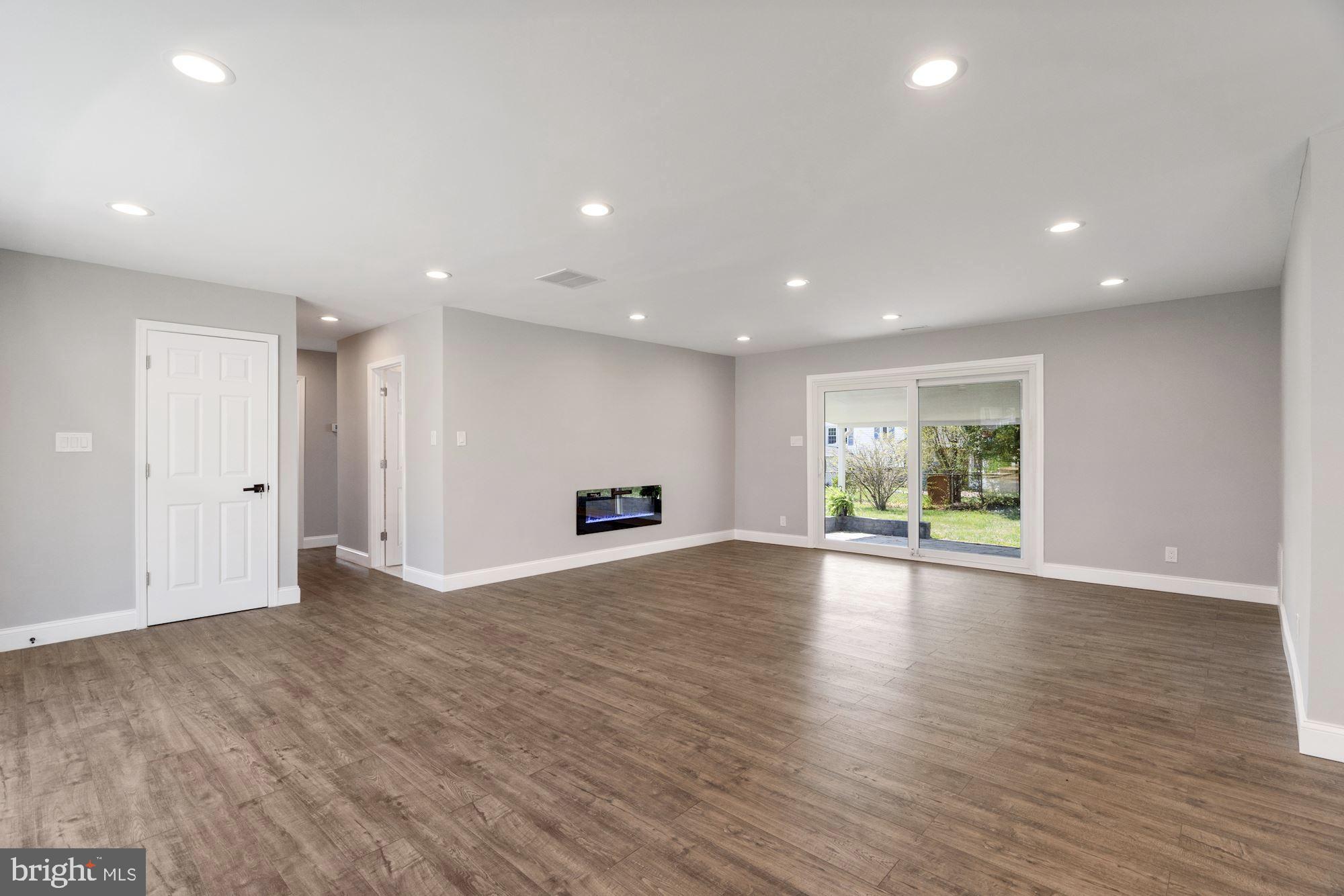 5222 Dalton Road Springfield, VA 22151 - Photo 3 of 31