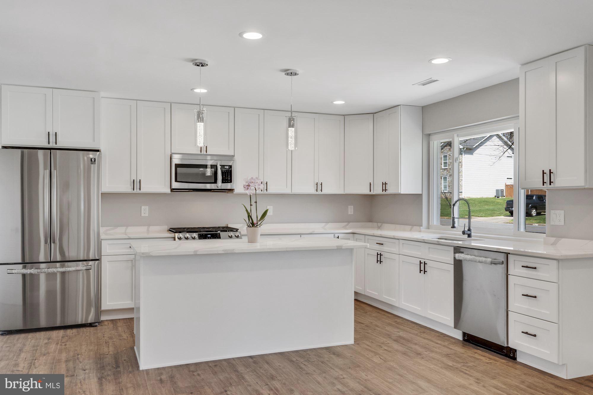 5222 Dalton Road Springfield, VA 22151 - Photo 9 of 31