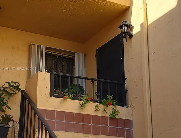 $2,750 | 10885 Northwest 7th Street, Unit 2133, Miami, FL 33172