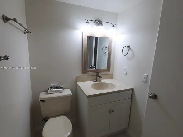 $2,750 | 10885 Northwest 7th Street, Unit 2133, Miami, FL 33172