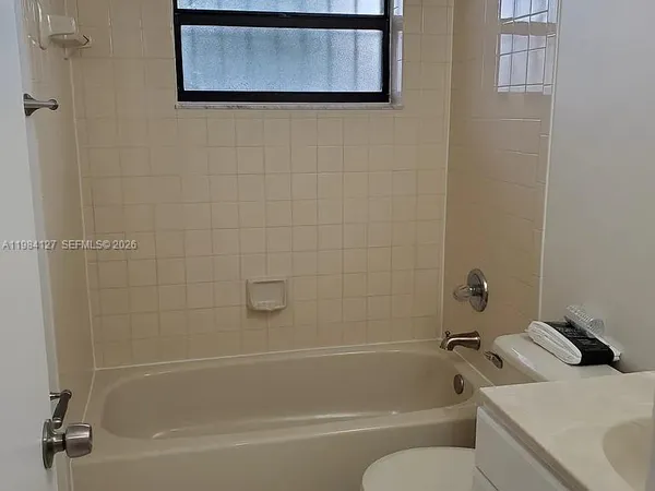 $2,750 | 10885 Northwest 7th Street, Unit 2133, Miami, FL 33172