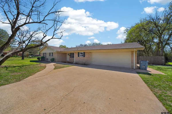 $262,500 | 203 Tena Street, Jacksonville, TX 75766