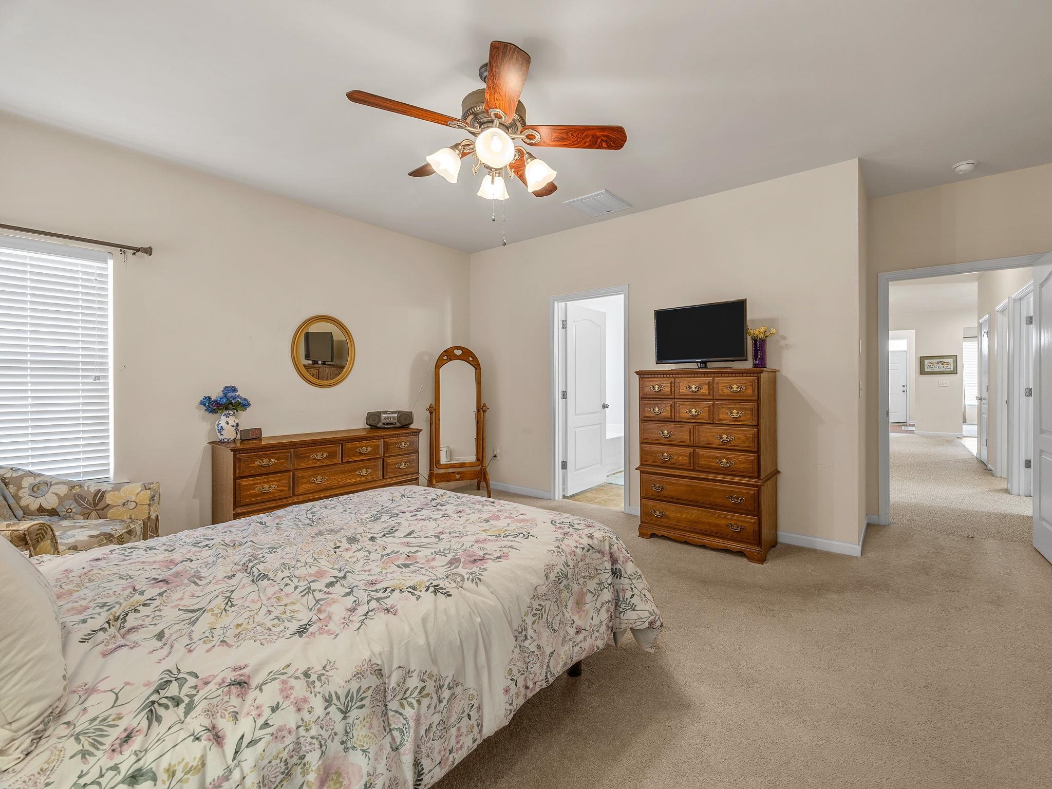 722 Tinder Box Court Boiling Springs, SC 29316 - Photo 18 of 40