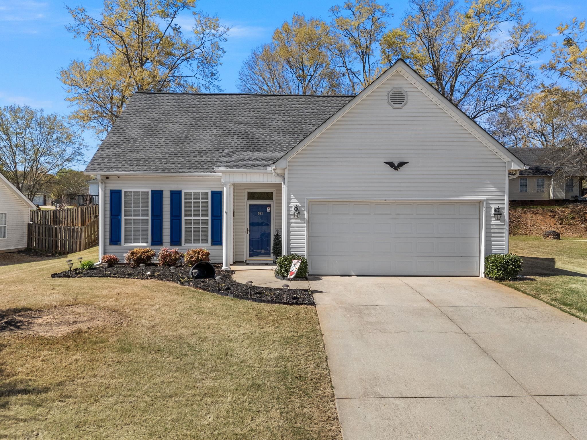 722 Tinder Box Court Boiling Springs, SC 29316 - Photo 5 of 40