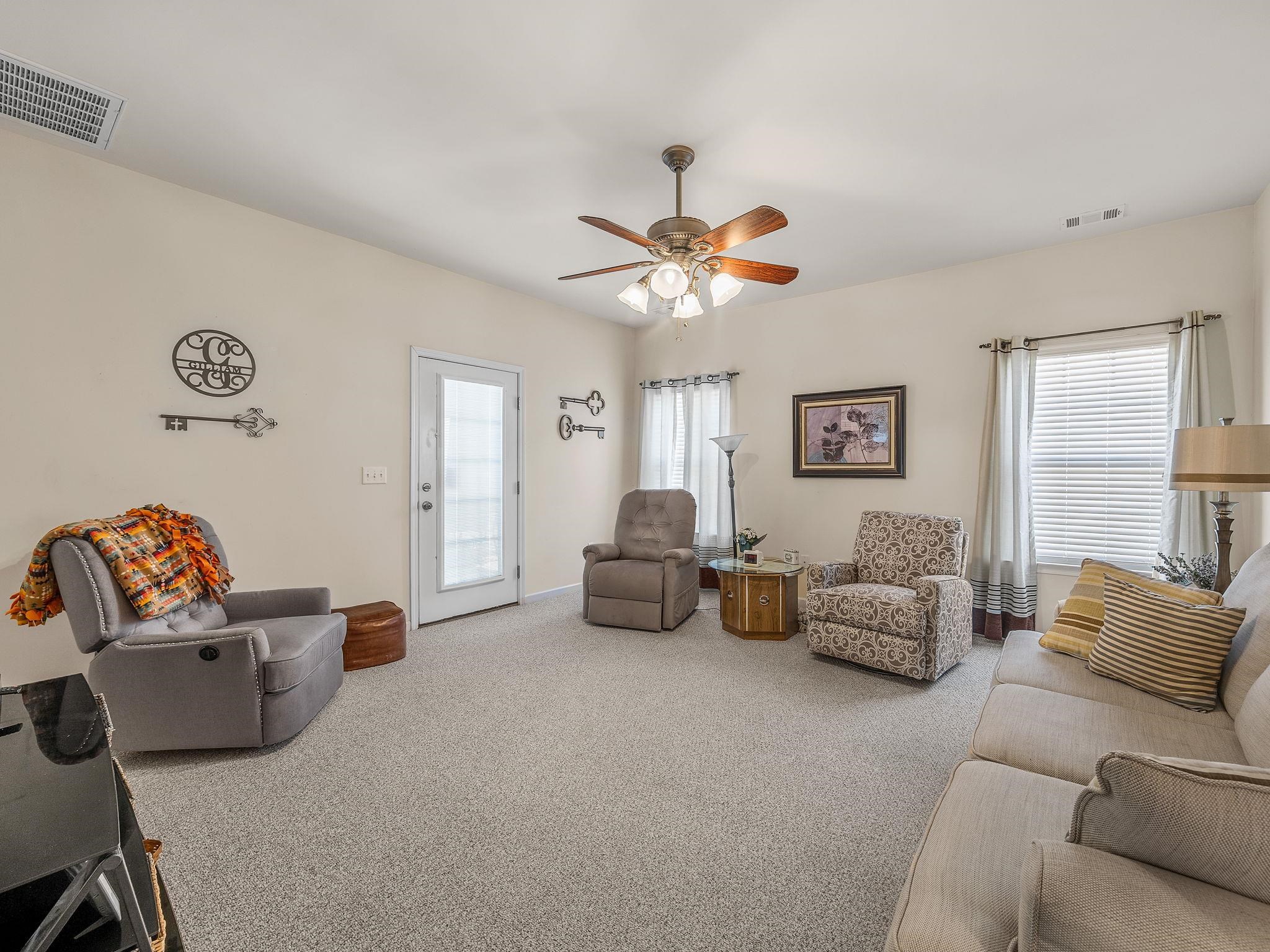 722 Tinder Box Court Boiling Springs, SC 29316 - Photo 9 of 40