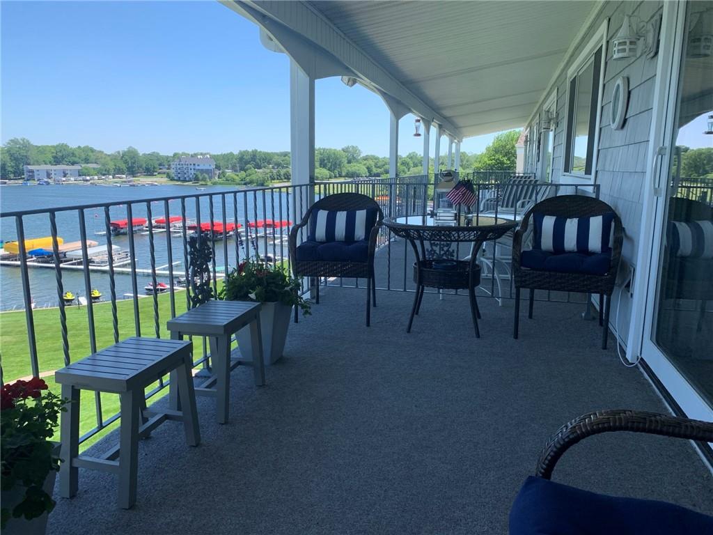 8960 East Hatchery Road, Unit 12 Syracuse, IN 46567 - Photo 2 of 25