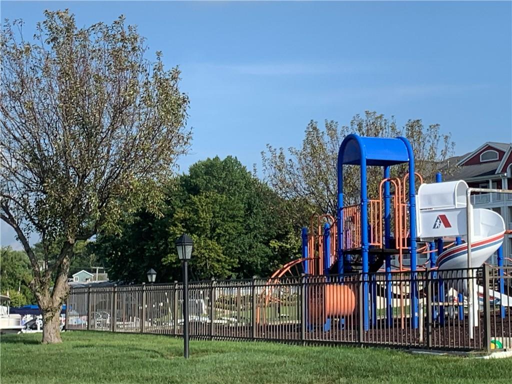 8960 East Hatchery Road, Unit 12 Syracuse, IN 46567 - Photo 24 of 25