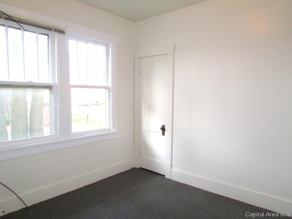 1205 South Spring Street Springfield, IL 62704 - Photo 10 of 11