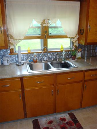 19 Parkerview Street Springfield, MA 01129 - Photo 5 of 28 Gallery Image 5