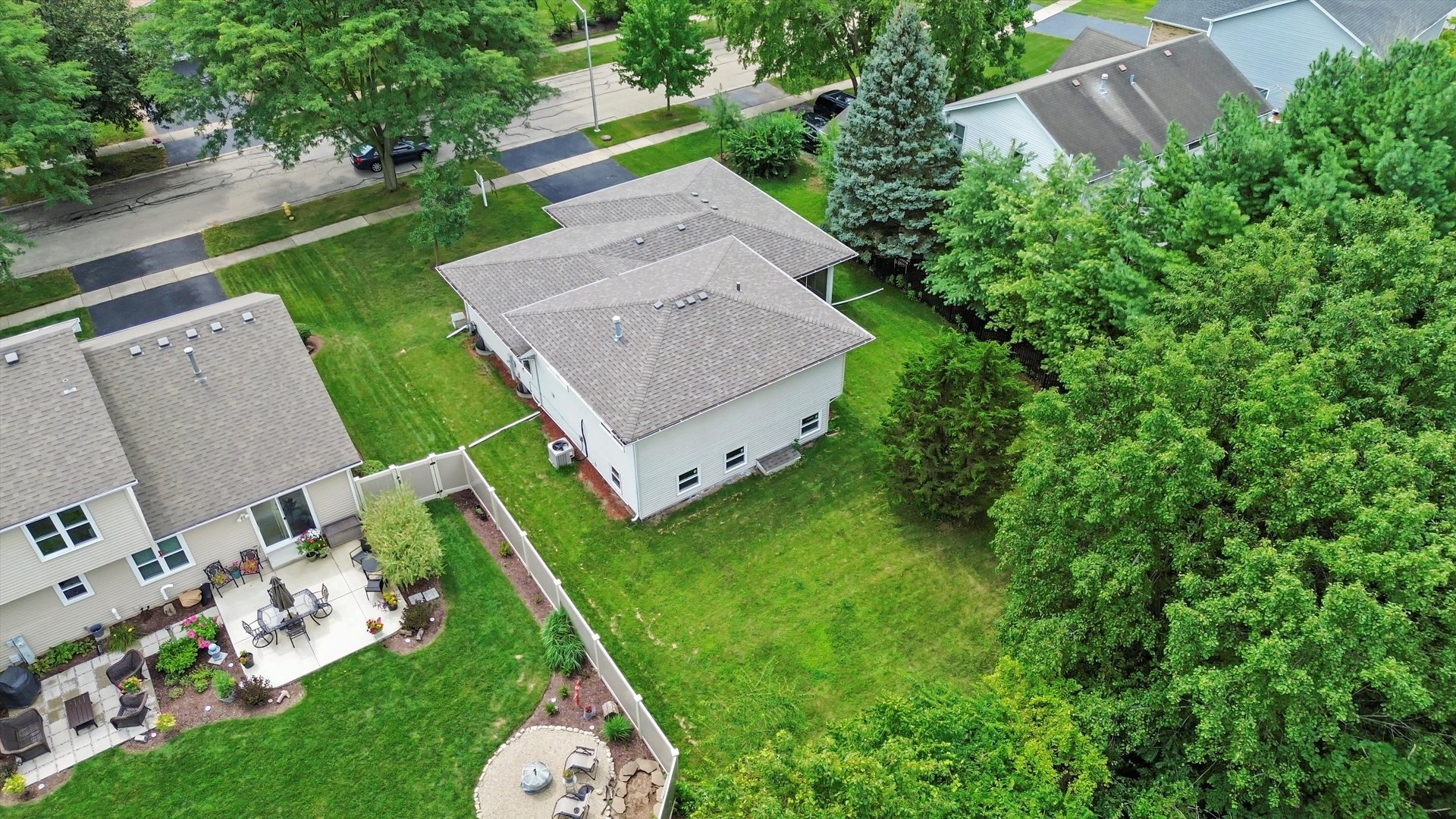 1668 Hidden Valley Drive Bolingbrook, IL 60490 - Photo 43 of 43 an aerial view of a house with a garden