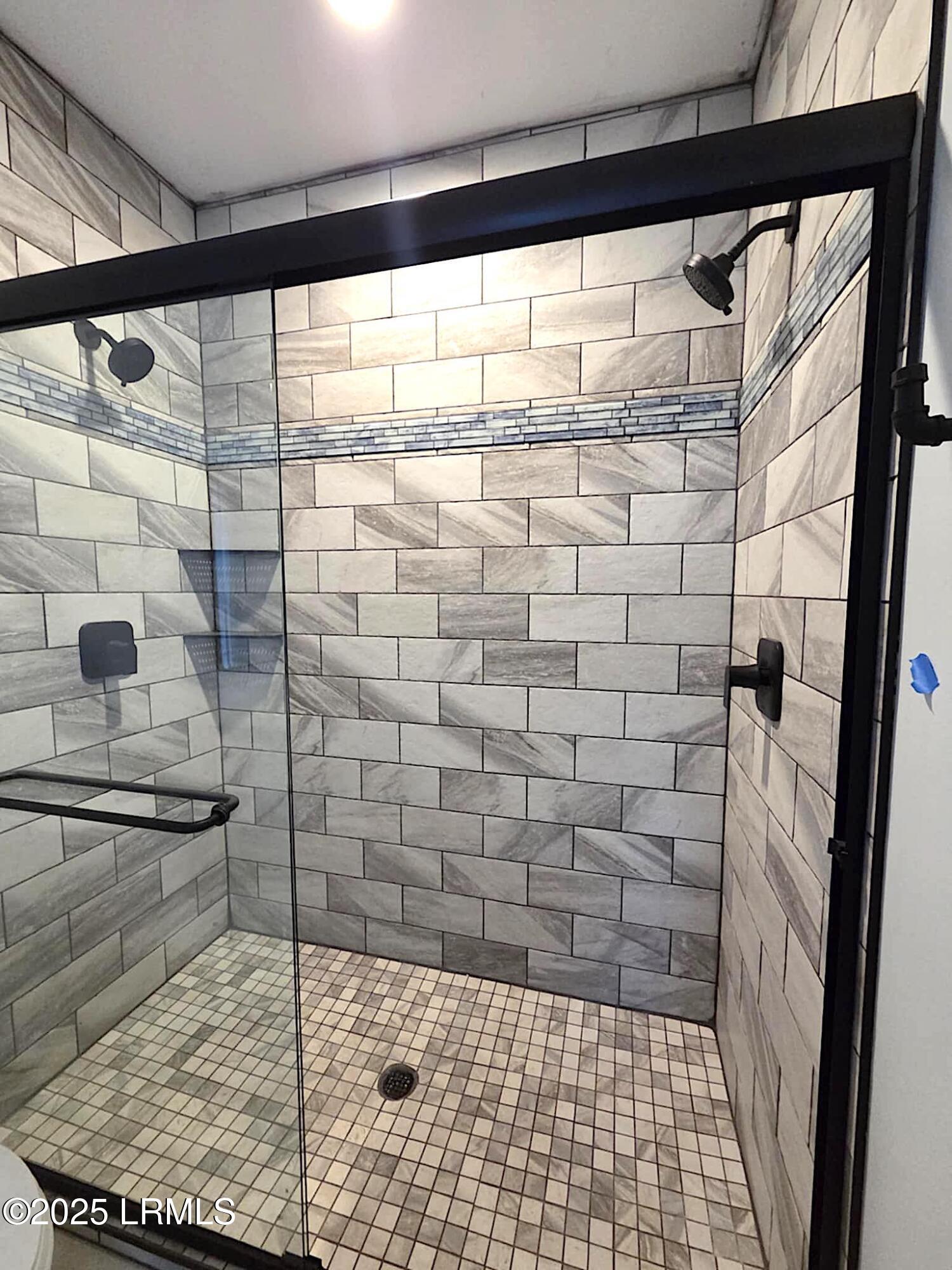 824 15th Street Port Royal, SC 29935 - Photo 11 of 14 MasterBath3