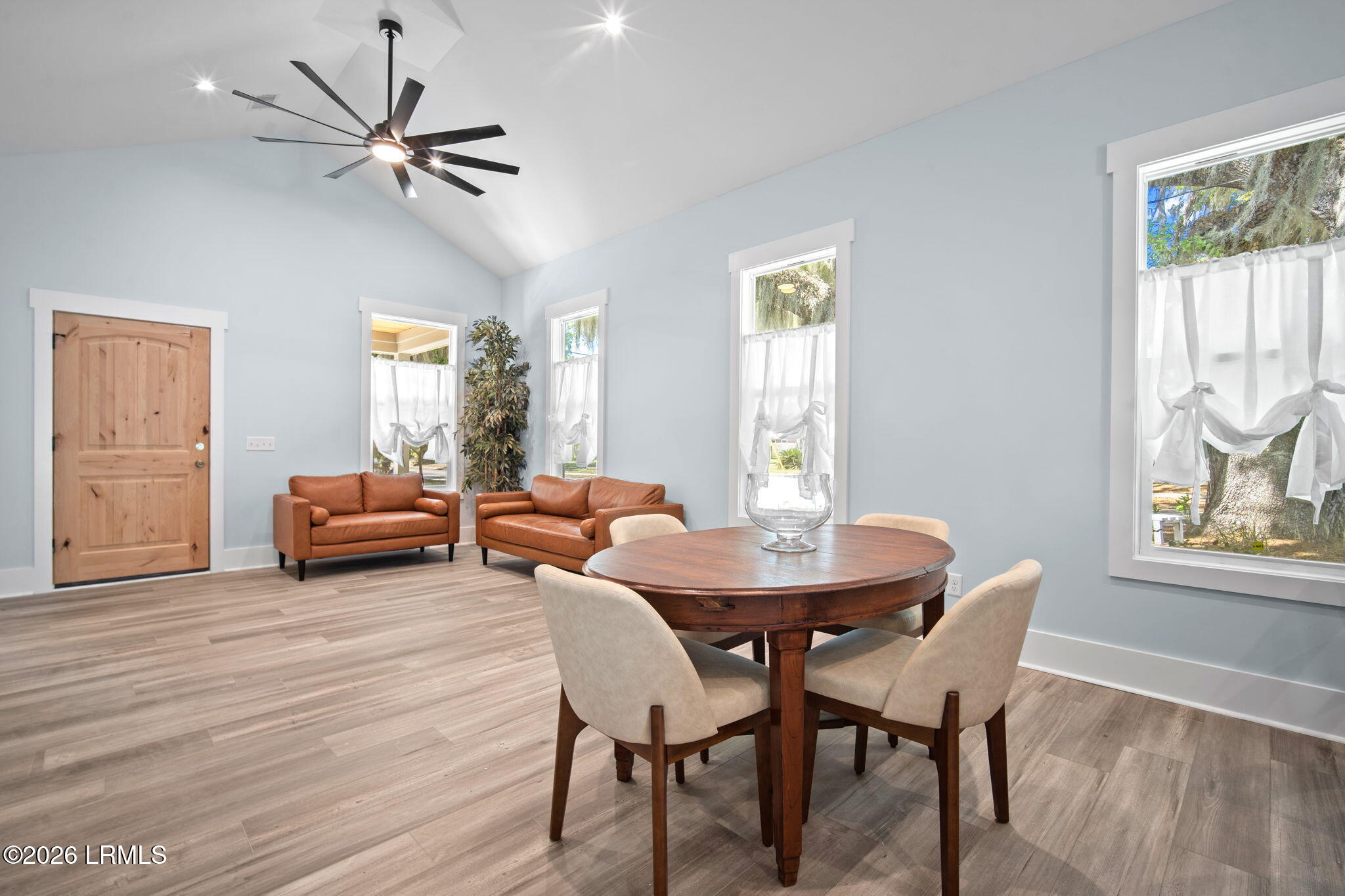 824 15th Street Port Royal, SC 29935 - Photo 11 of 30 18-web-or-mls-4_10-08