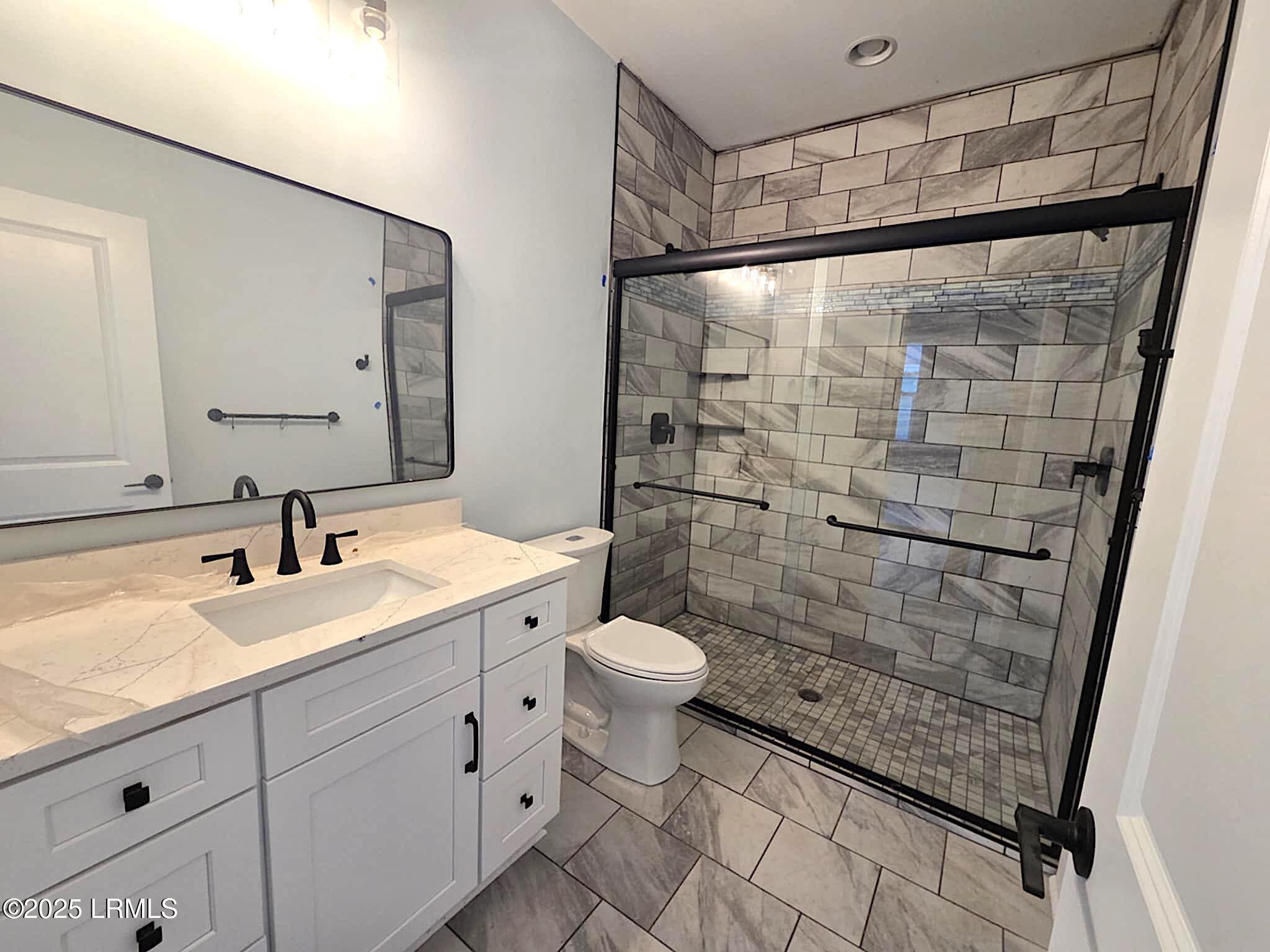 824 15th Street Port Royal, SC 29935 - Photo 9 of 14 MasterBath1