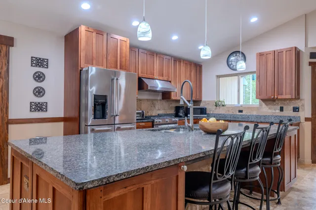 $1,199,000 | 10570 East Far Cry Road, Athol, ID 83801