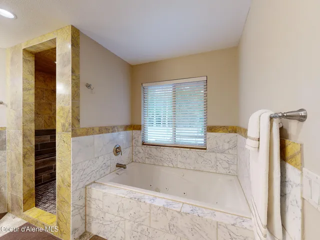 $1,199,000 | 10570 East Far Cry Road, Athol, ID 83801