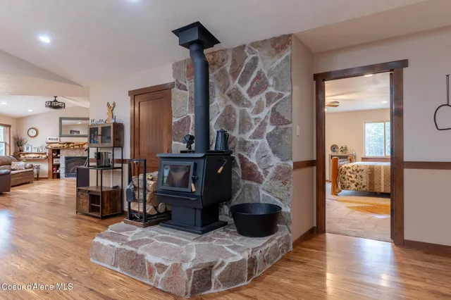 $1,199,000 | 10570 East Far Cry Road, Athol, ID 83801