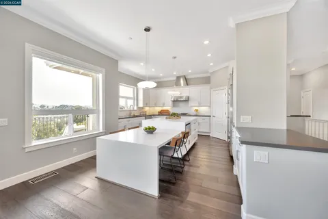 $2,295,000 | 1100 Dunsyre Drive, Lafayette, CA 94549