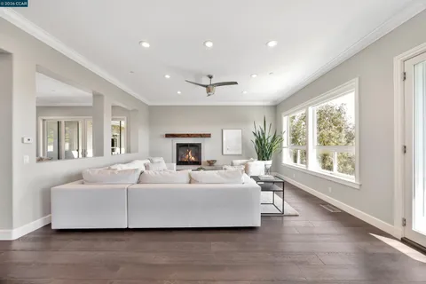 $1,999,000 | 1100 Dunsyre Drive, Lafayette, CA 94549