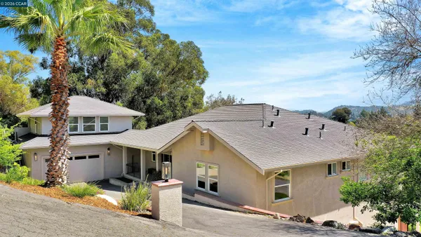 $2,295,000 | 1100 Dunsyre Drive, Lafayette, CA 94549