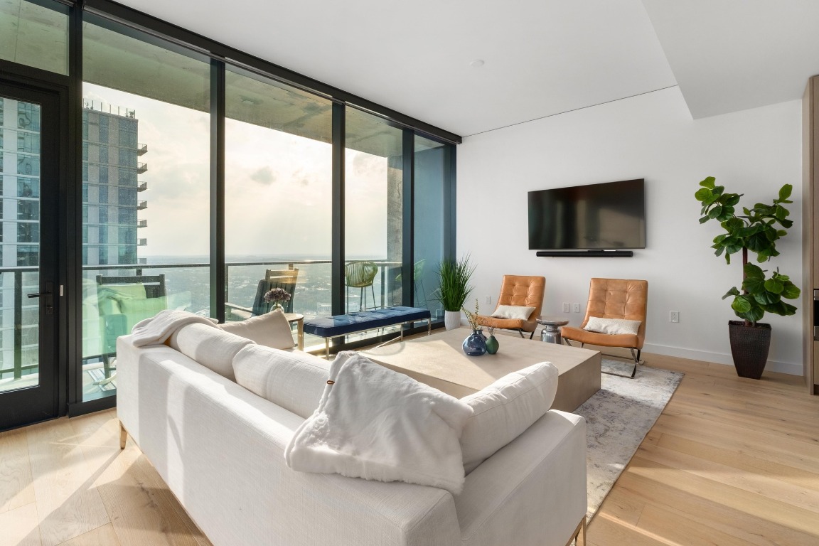 610 Davis Street, Unit 3902 Austin, TX 78701 - Photo 6 of 40