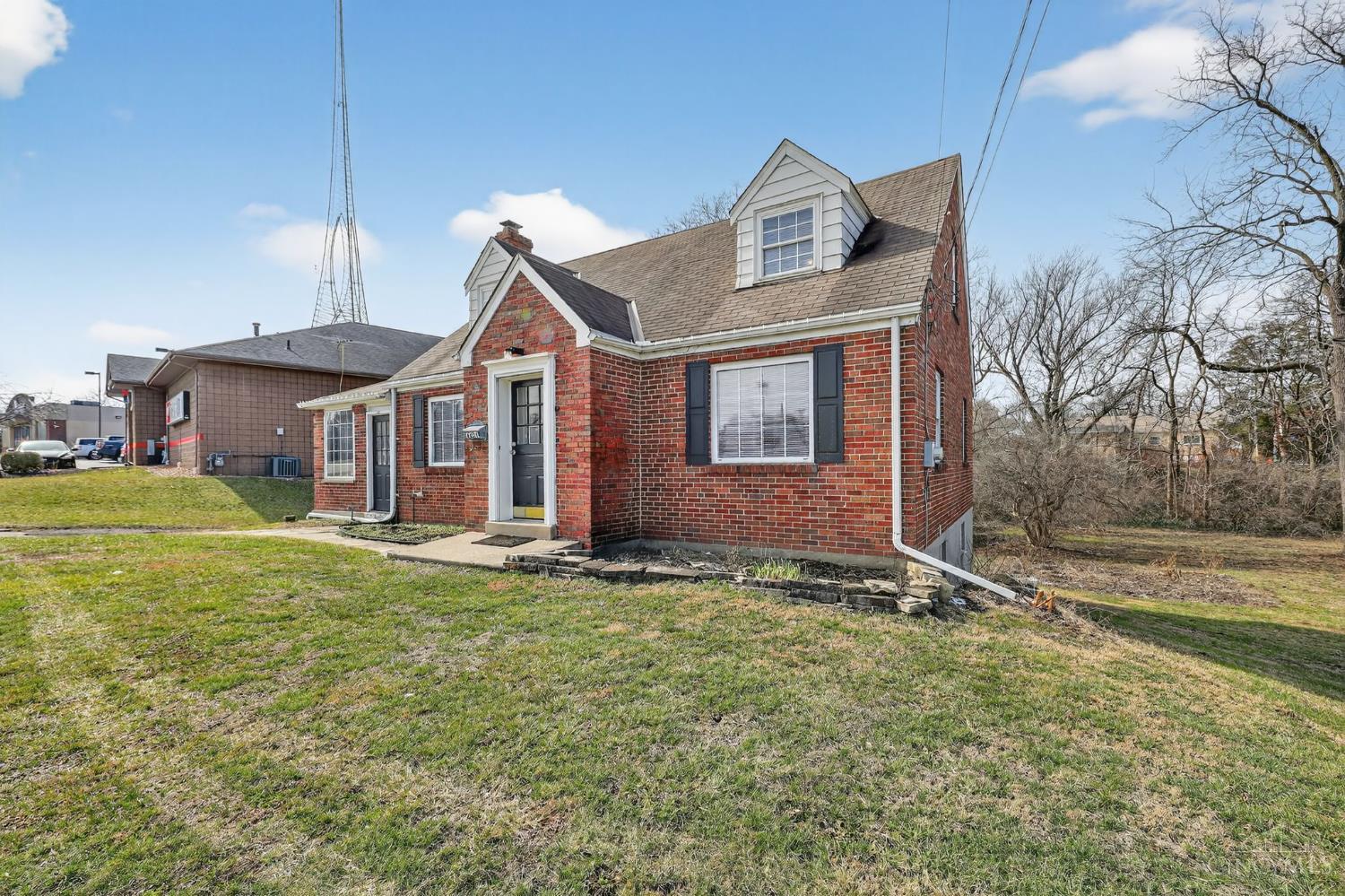 6621 Winton Road Cincinnati, OH 45224 - Photo 27 of 34