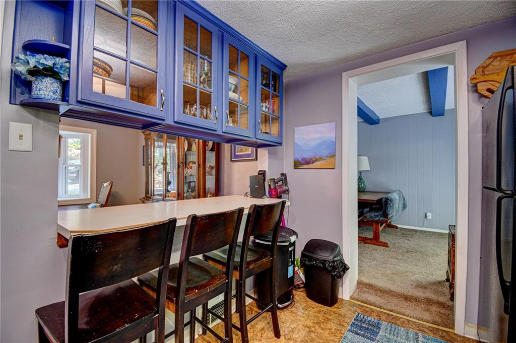 326 Woodside Road Pittsburgh, PA 15221 - Photo 4 of 25 Gallery Image 4