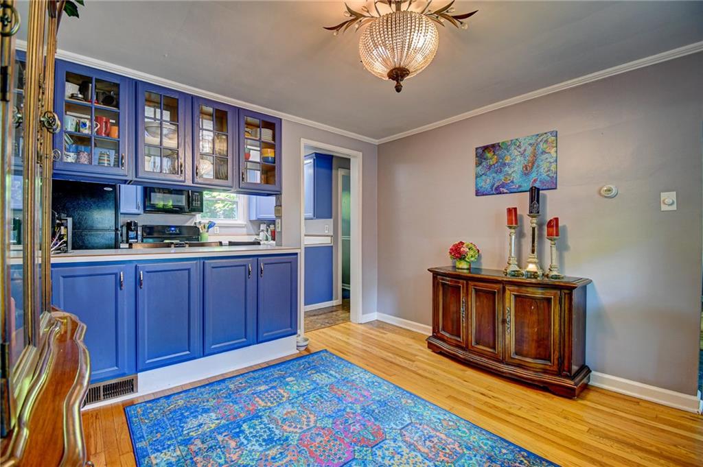 326 Woodside Road Pittsburgh, PA 15221 - Photo 7 of 25 Gallery Image 7