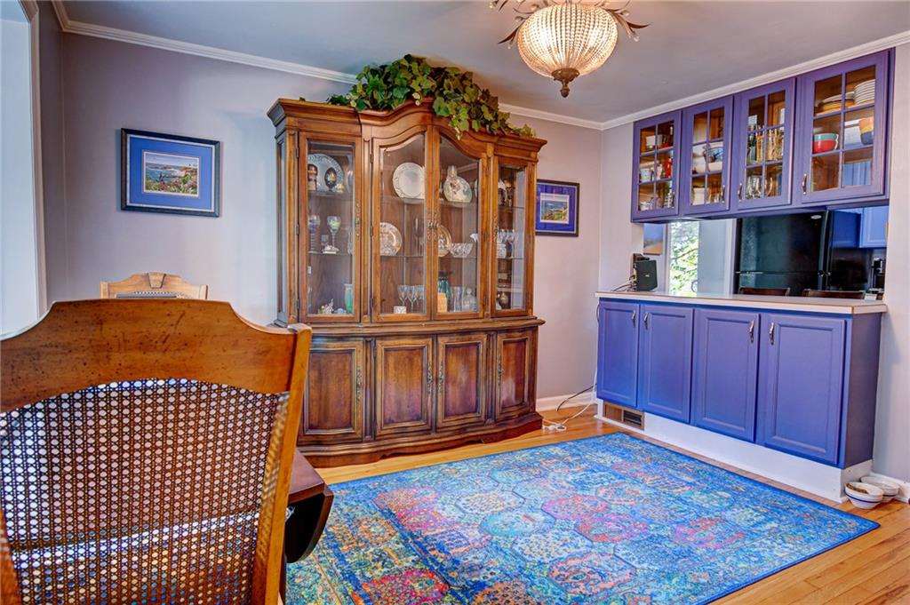 326 Woodside Road Pittsburgh, PA 15221 - Photo 9 of 25 Gallery Image 9