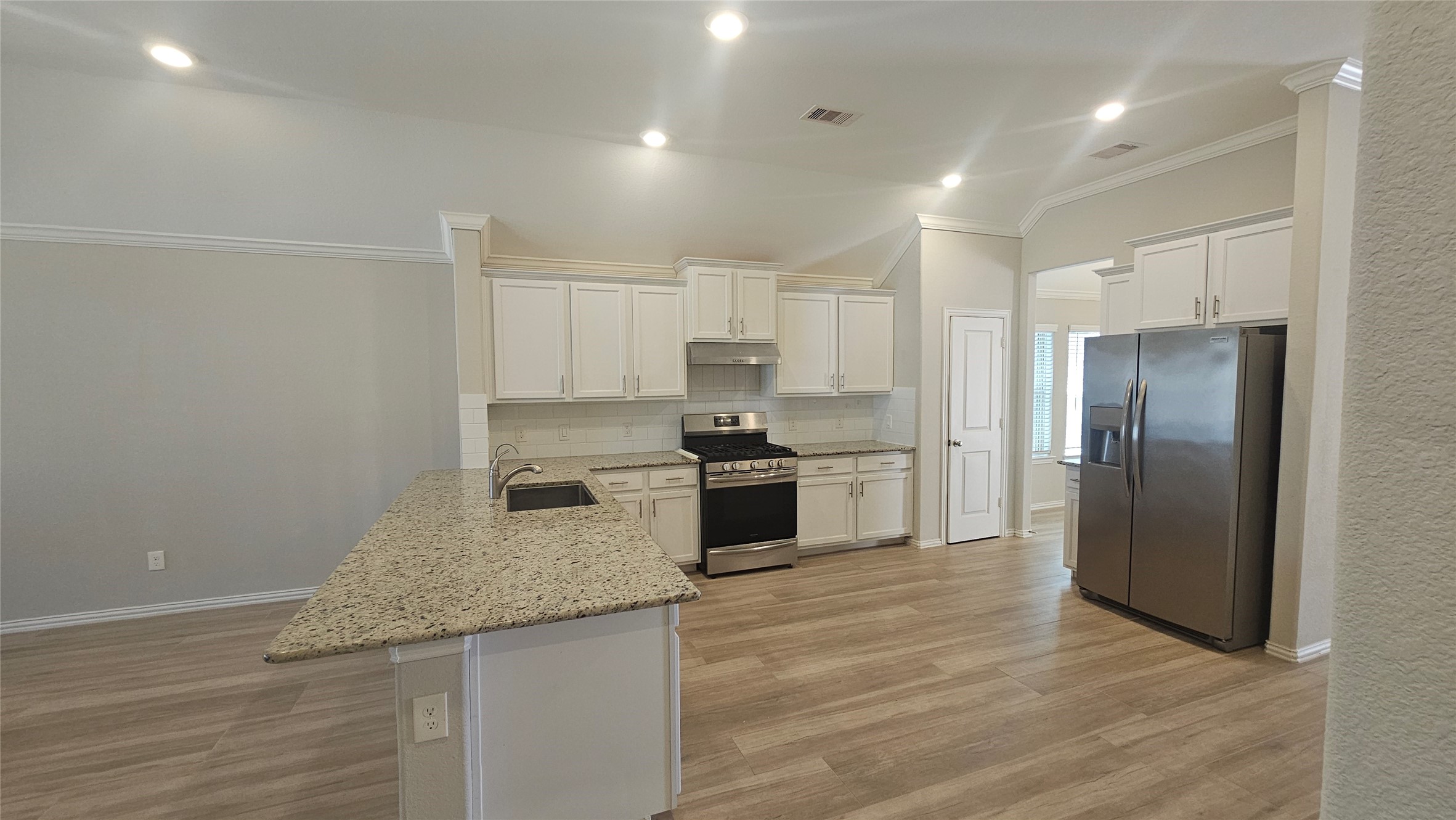 3529 Brian Valley Court Spring, TX 77386 - Photo 2 of 39