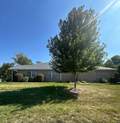 $155,000 | 802 Walnut Ridge East, Logansport, IN 46947
