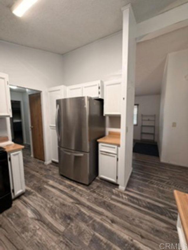 12506 Royal Road, Unit 5 El Cajon, CA 92021 - Photo 9 of 17 Kitchen