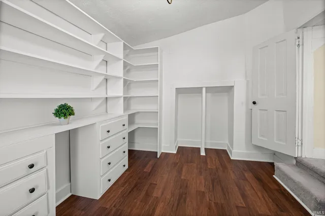 $214,999 | 402 East Oxford Street, Otterbein, IN 47970