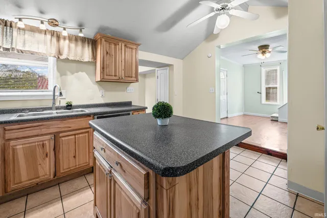 $214,999 | 402 East Oxford Street, Otterbein, IN 47970