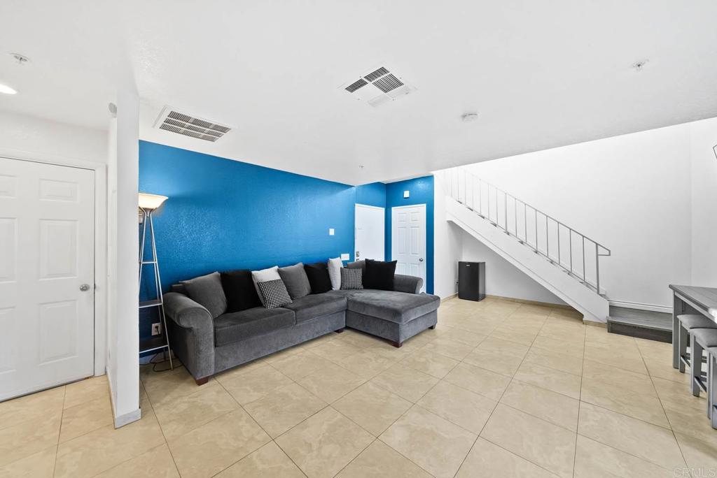 2560 Bancroft Drive, Unit 8 Spring Valley, CA 91977 - Photo 10 of 44