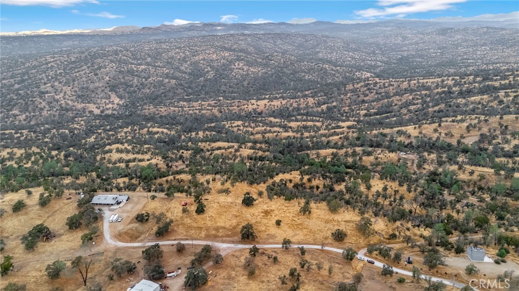 37749 Misty Ridge Road Raymond, CA 93653 - Photo 3 of 23 a view of city and mountain