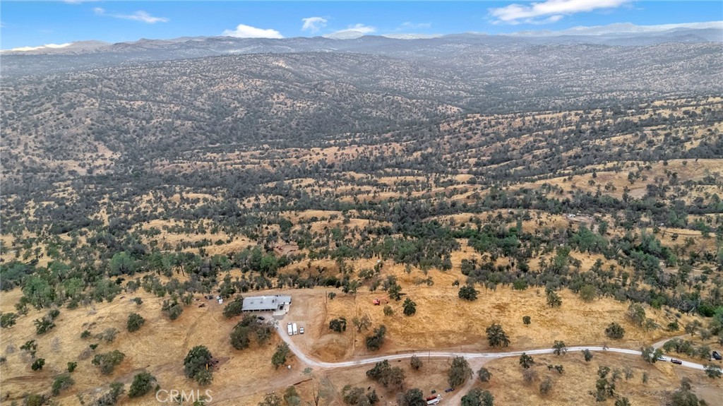 37749 Misty Ridge Road Raymond, CA 93653 - Photo 4 of 23 a view of city and mountain