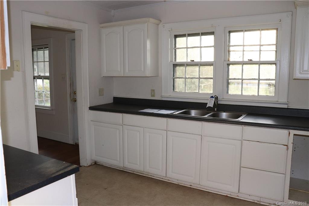926 Radio Road Statesville, NC 28677 - Photo 8 of 20 Gallery Image 8