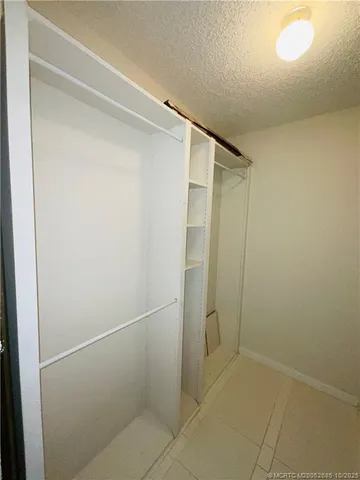 $2,300 | 2903 Southwest Lakemont Place, Palm City, FL 34990