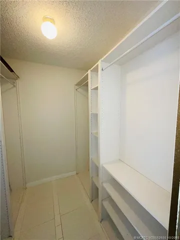 $2,300 | 2903 Southwest Lakemont Place, Palm City, FL 34990