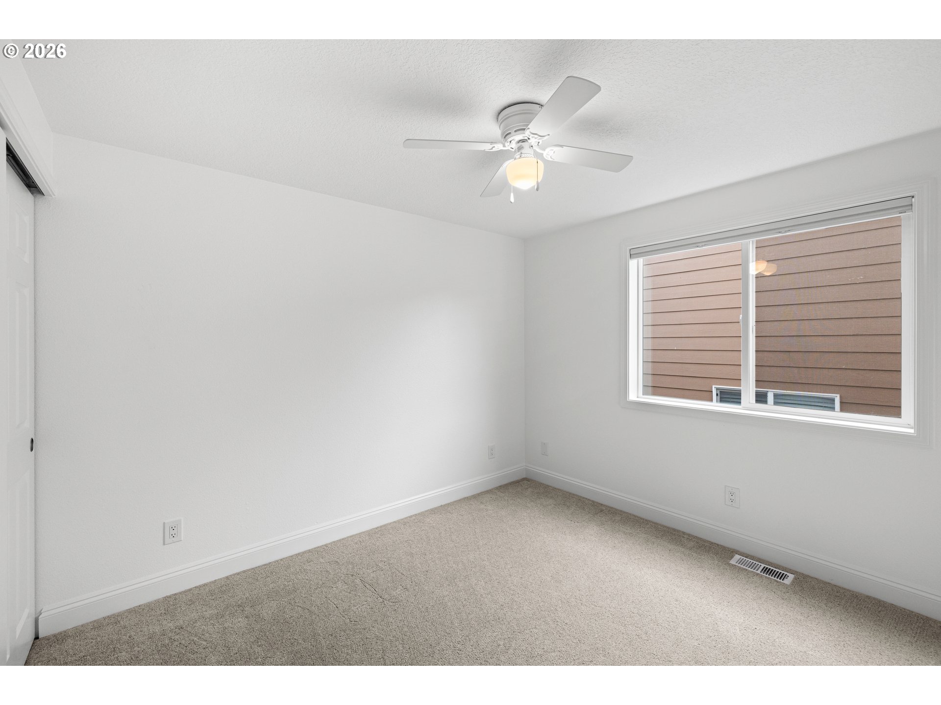 18307 Tupper Road Sandy, OR 97055 - Photo 23 of 42 Bedroom