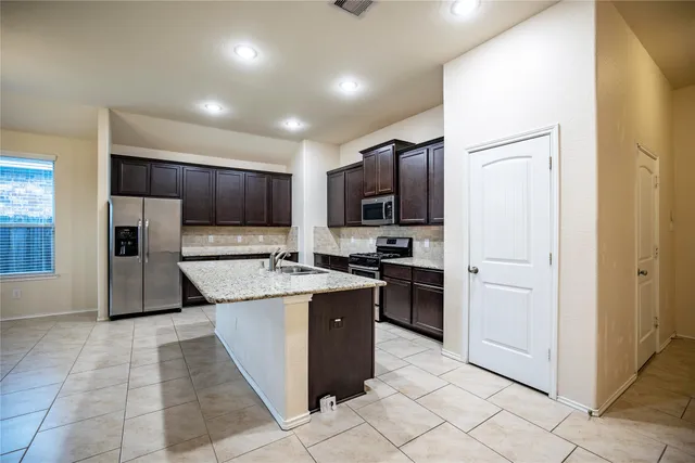 $2,300 | 23719 San Barria Drive, Katy, TX 77493
