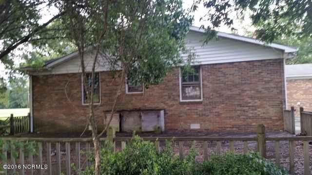 668 Carr Church Road Clinton, NC 28328 - Photo 2 of 8 20160719_190200