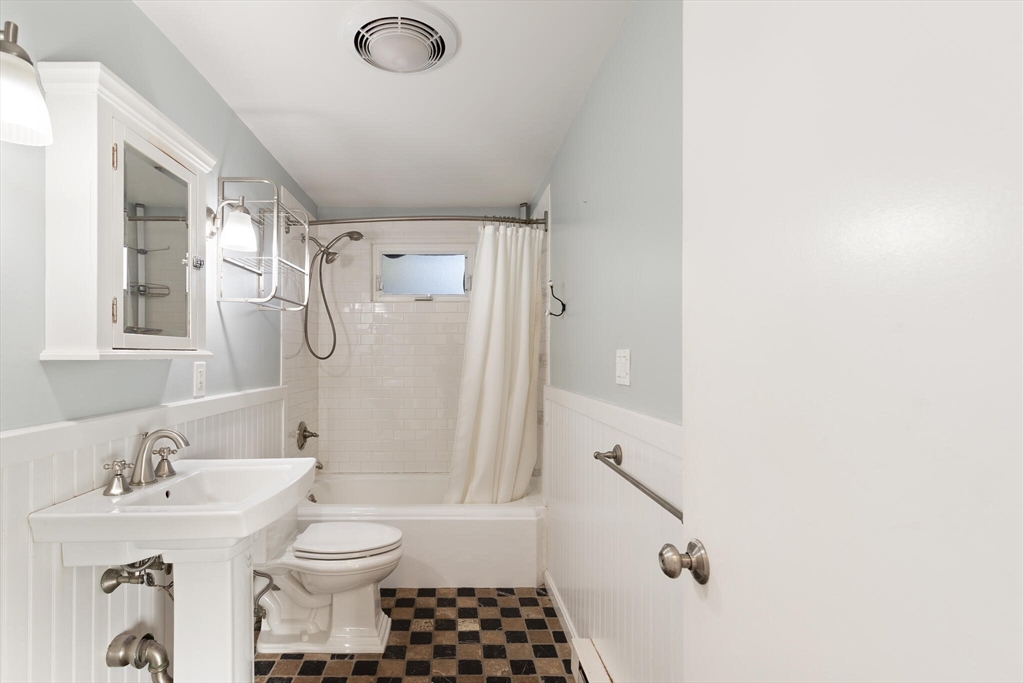 55 Pitman Road Marblehead, MA 01945 - Photo 14 of 26